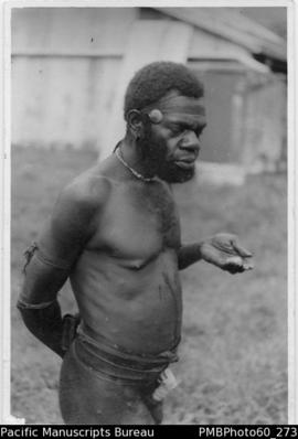 ni-Vanuatu man eating rice at Aulua