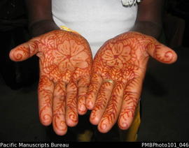 [Suva Wedding Mahen's [hennaed] hands