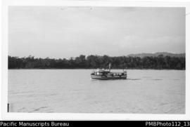 Towards Lae [Morobe District, boat]