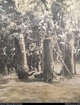 'Initial dance of the ceremony, the drums are silent. 23/9/41', Malekula