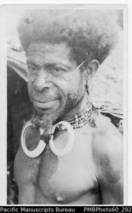 ni-Vanuatu man in island jewellery