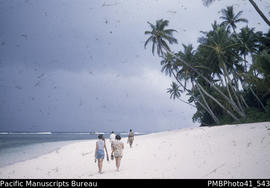 Beach on SW [south west] side Anuta Island, Mrs Claire Hadley & Mrs Margaret Tedder