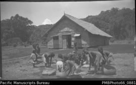Pamua school girls weeding