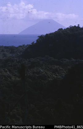 Tina Kula [Tinakula stratovolcano] from Gracioza Bay, Santa Cruz