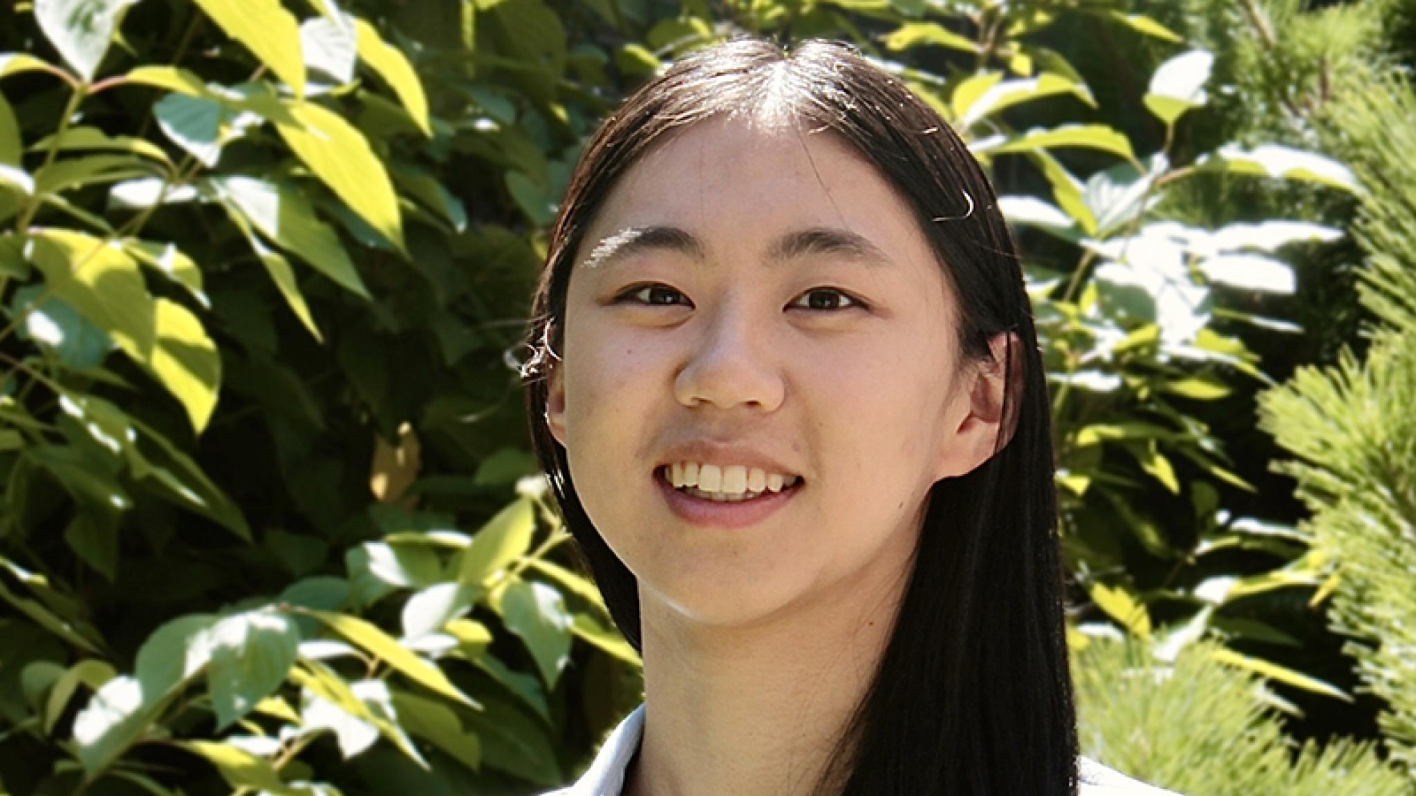 Vivien Deng Profile